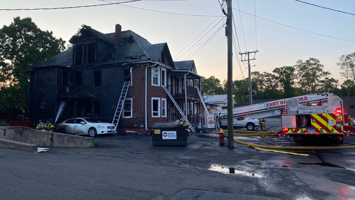 Firefighter Injured While Tackling Flames at East Hartford Multi-Family Home – NBC Connecticut