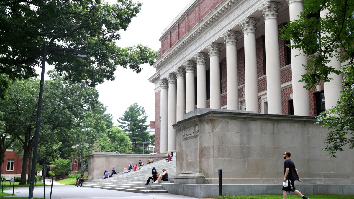 What the Supreme Court's decision on affirmative action at colleges means for future applicants - Vimarsana News