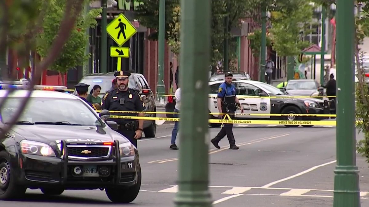 Hartford Store Employee Shoots Robbery Suspect Pd – Nbc Connecticut