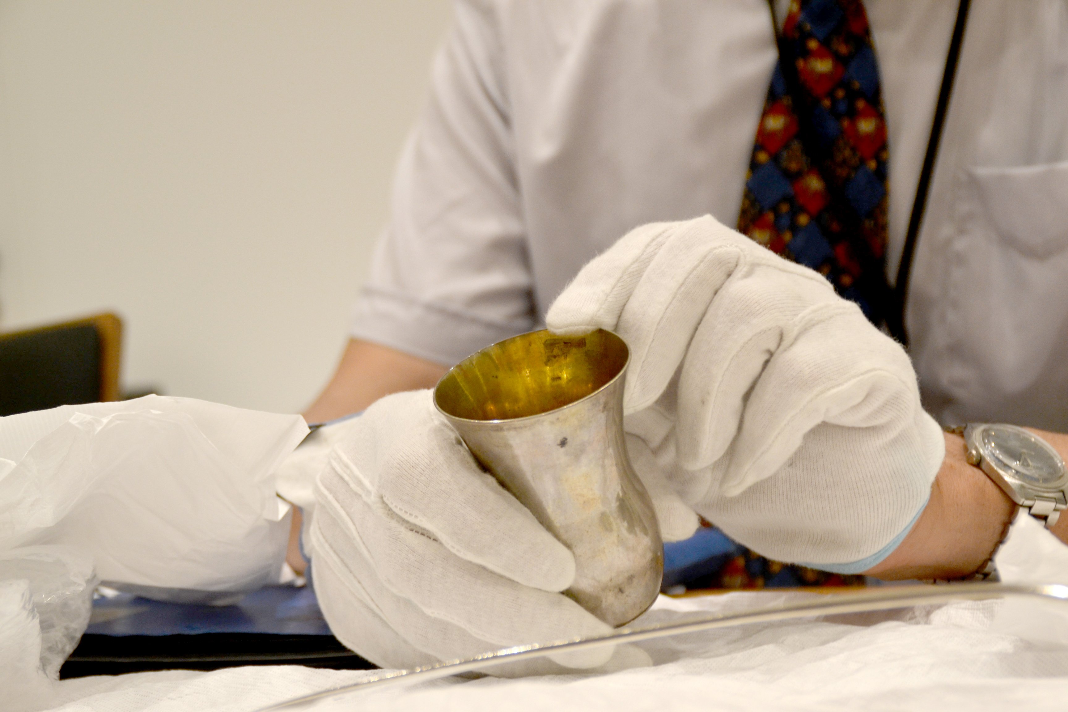 German curator returns stolen silver to Jewish families – NBC Connecticut - Vimarsana News