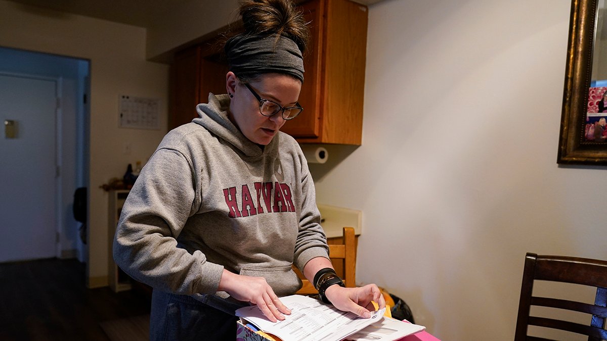 More than 1 million people are dropped from Medicaid – NBC Connecticut - Vimarsana News