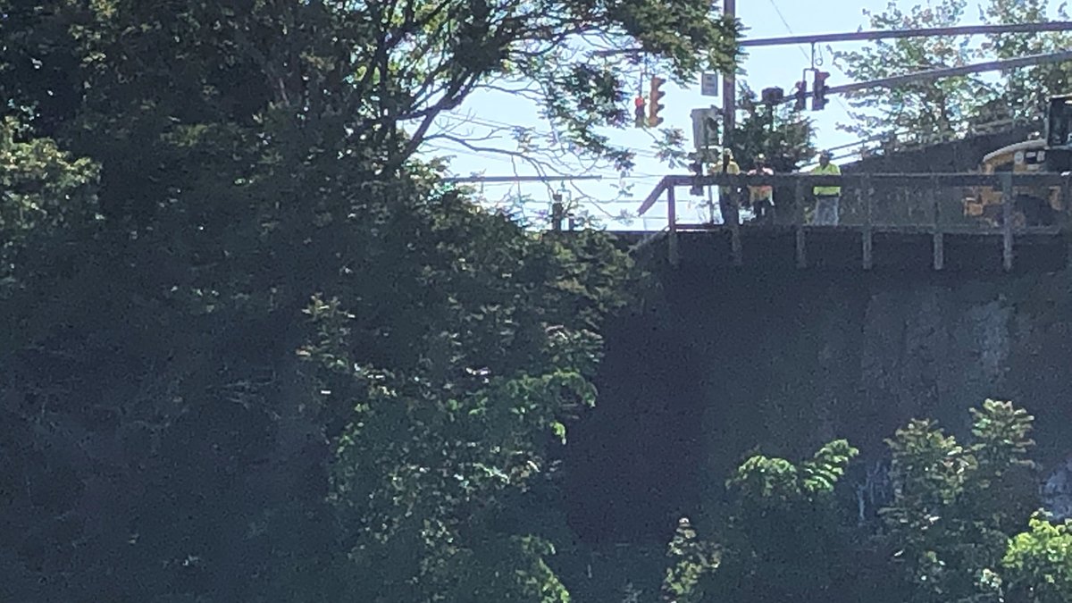 Vehicle Goes Off Bridge, Into River in Norwich - Vimarsana News