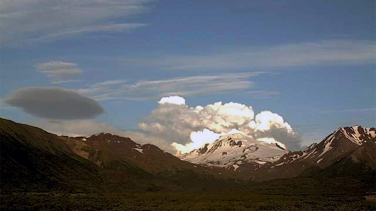 Alaska volcano spews another massive ash cloud – NBC Connecticut - Vimarsana News