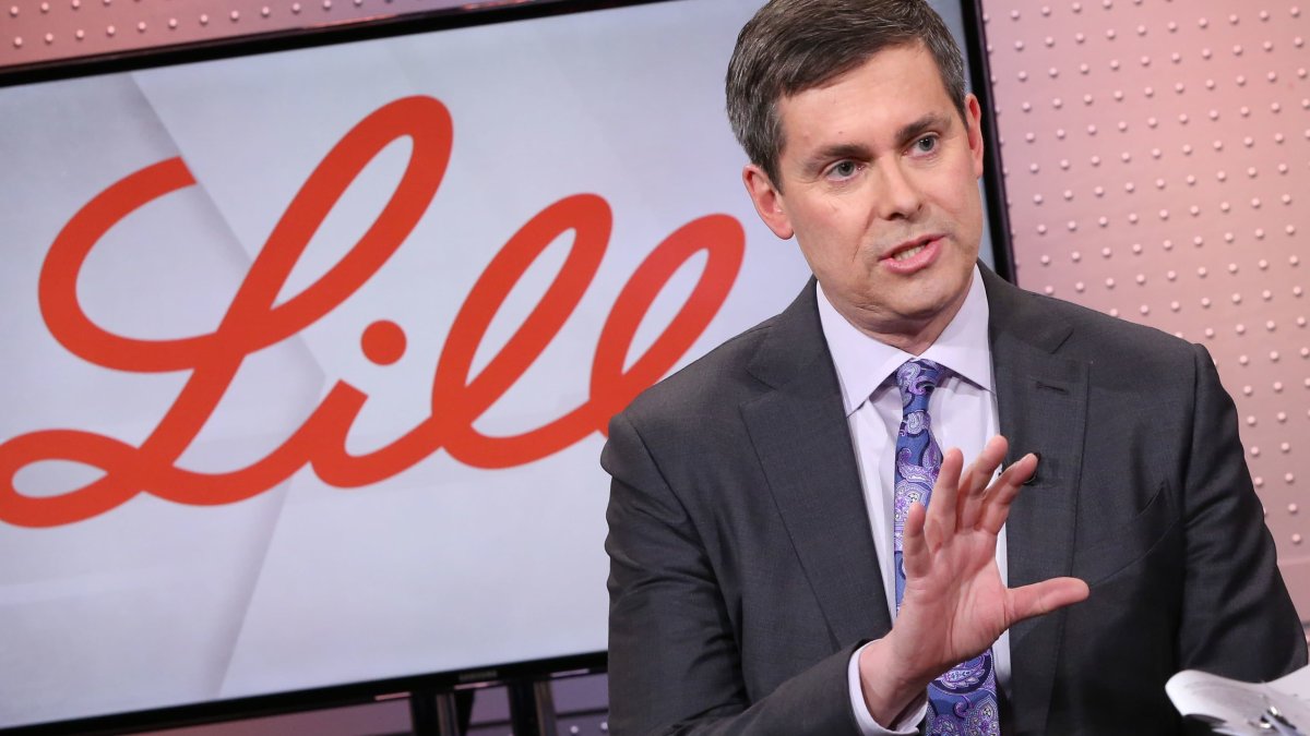 Eli Lilly CEO on meeting demand for expected obesity drug Mounjaro: 'It's my top priority' – NBC Connecticut - Vimarsana News
