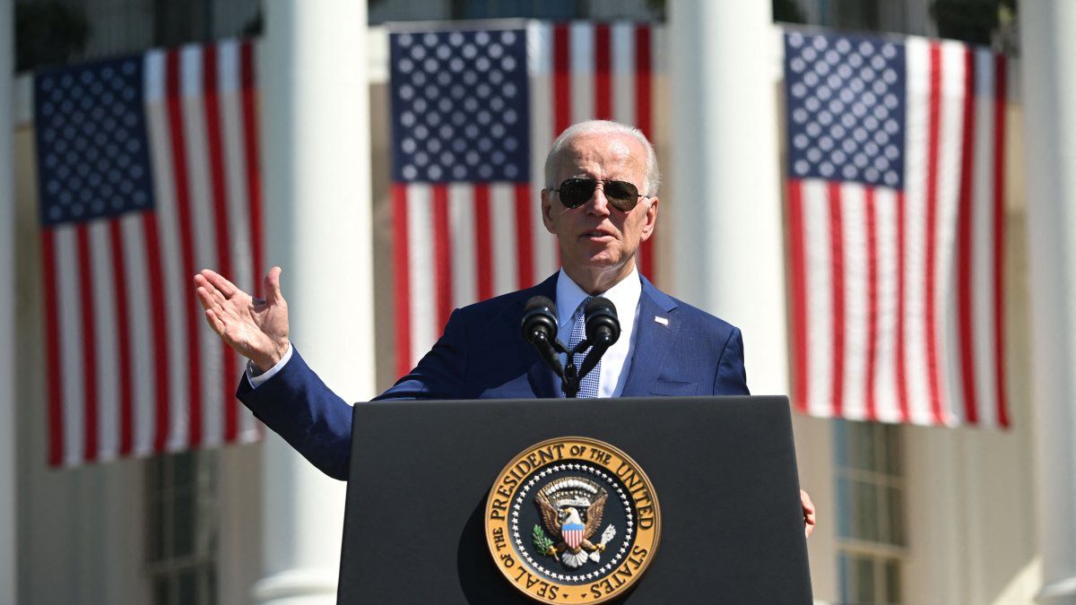 Semiconductor makers wait for checks one year after Biden signs CHIPS Act - Vimarsana News