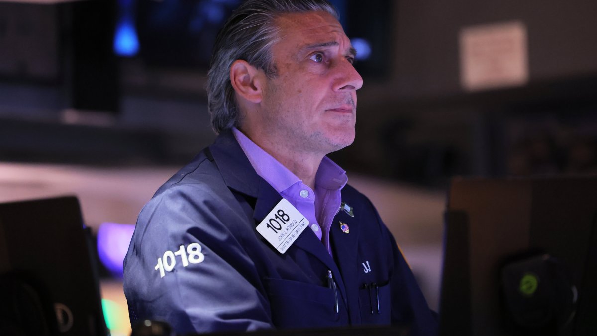 CNBC Daily Open: Could the market bears be right? - Vimarsana News