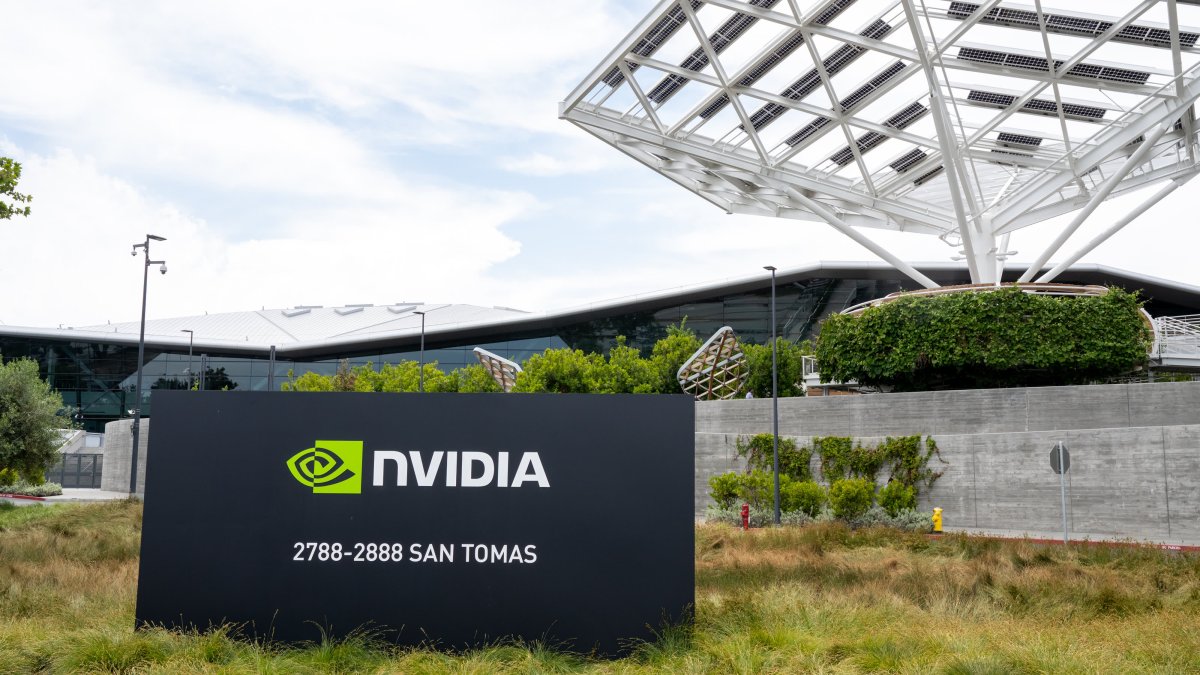 CNBC Daily Open: Tech is back - Vimarsana News