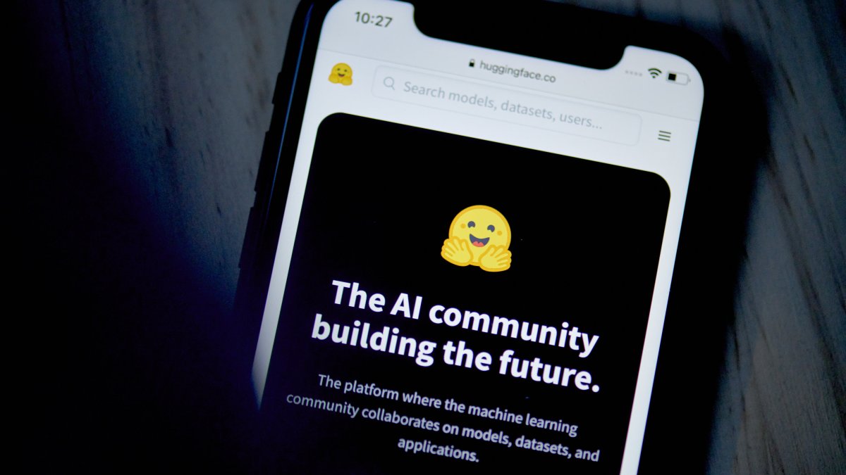 Google, Amazon, Nvidia and other tech giants invest in AI startup Hugging Face, sending its valuation to $4.5 billion - Vimarsana News