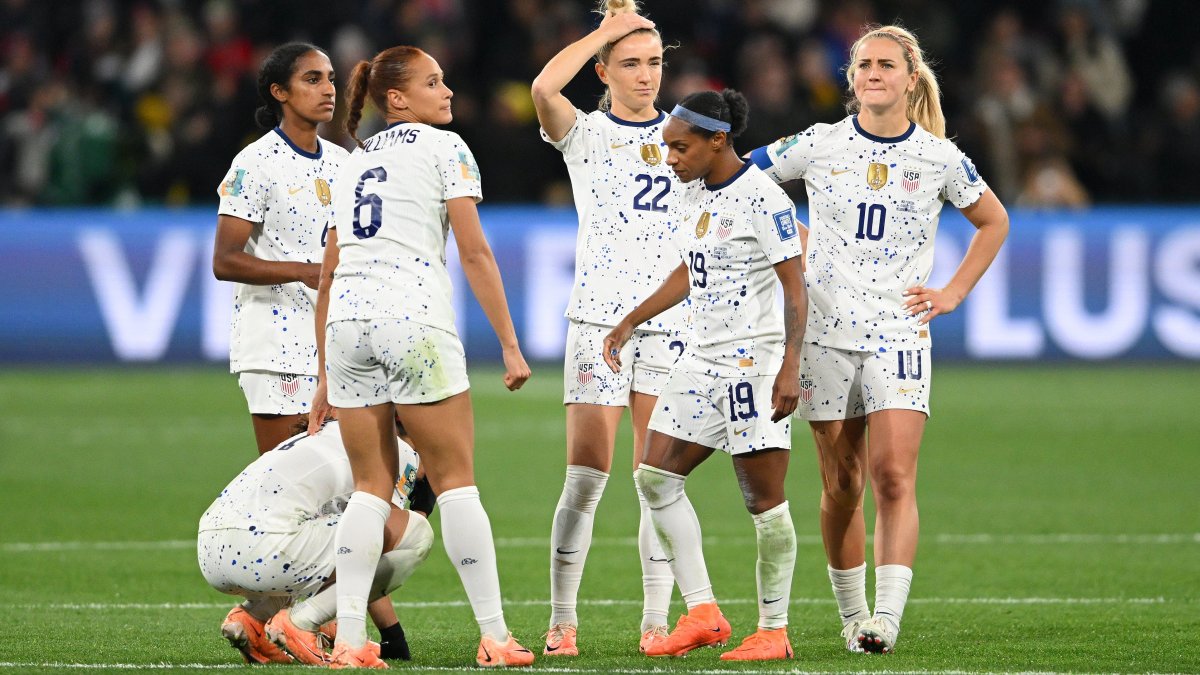 USA vs Sweden penalty shootout: USWNT eliminated from Women's World Cup  after missing three penalty kicks