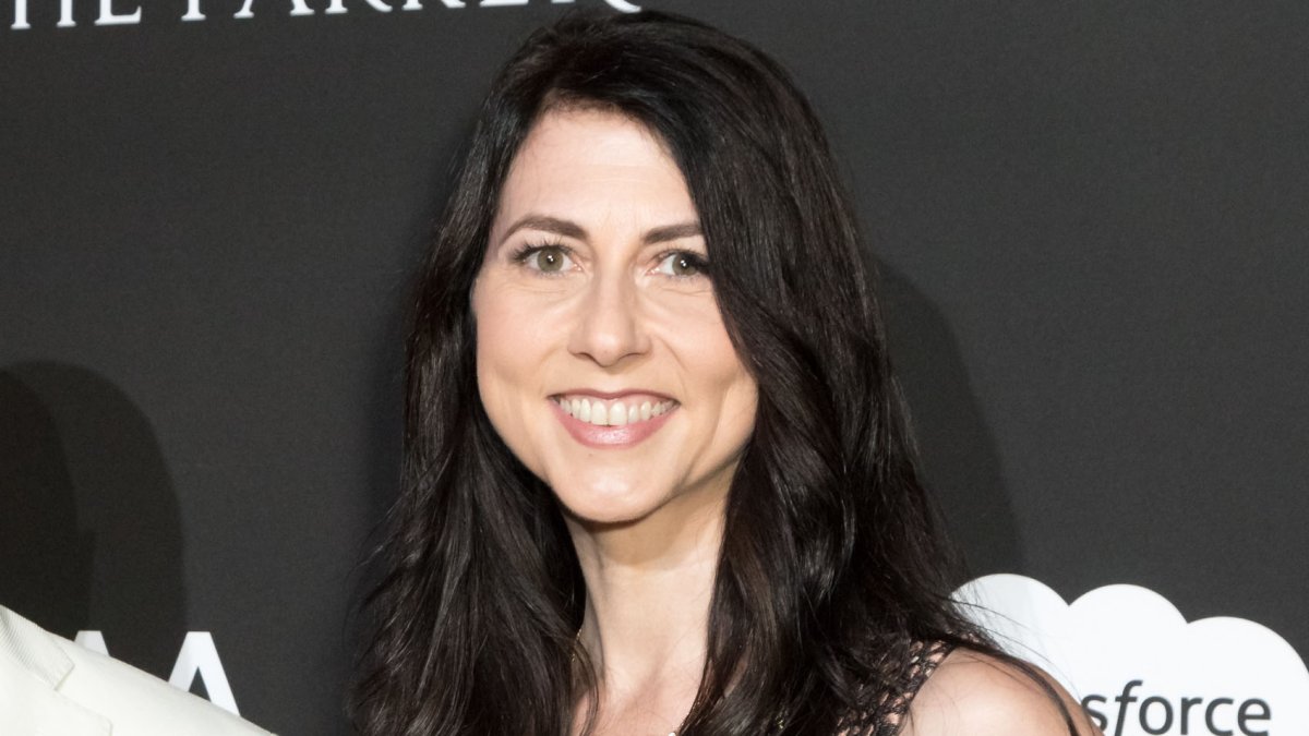 MacKenzie Scott has donated $146 million to 24 nonprofits in 2023 – NBC Connecticut - Vimarsana News