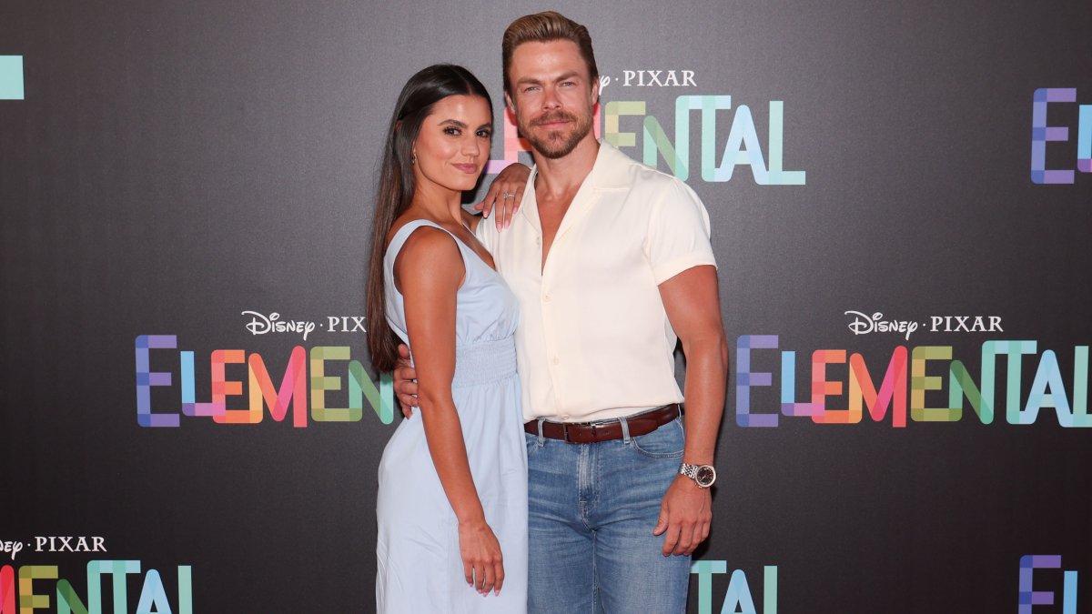 'Dancing with the Stars' alums Derek Hough and Hayley Erbert marry – NBC Connecticut - Vimarsana News