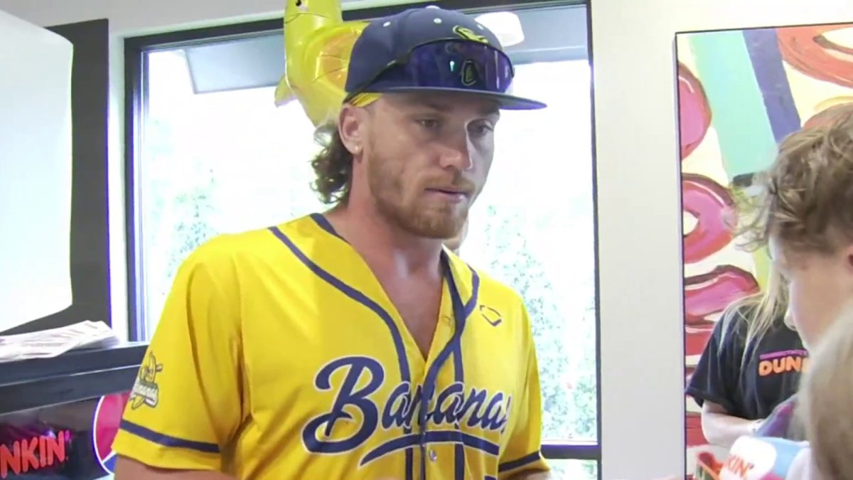 CT native returns as member of popular Savannah Bananas NBC Connecticut