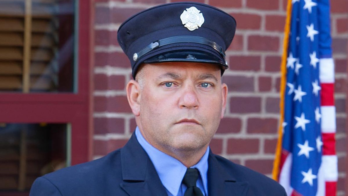 North Haven firefighter DeSimone promoted posthumously to lieutenant - Vimarsana News
