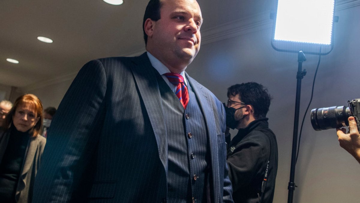 Trump advisor Boris Epshteyn accused of groping two women at club in Arizona in 2021 – NBC Connecticut - Vimarsana News