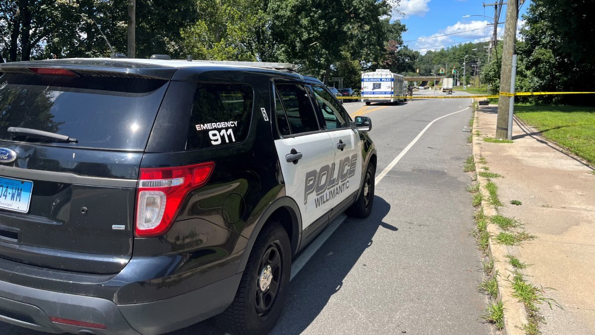 Pedestrian struck by tractor-trailer in Willimantic - Vimarsana News
