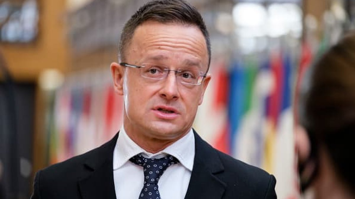 The EU should have 'isolated' the Ukraine war, Hungarian foreign minister says – NBC Connecticut - Vimarsana News