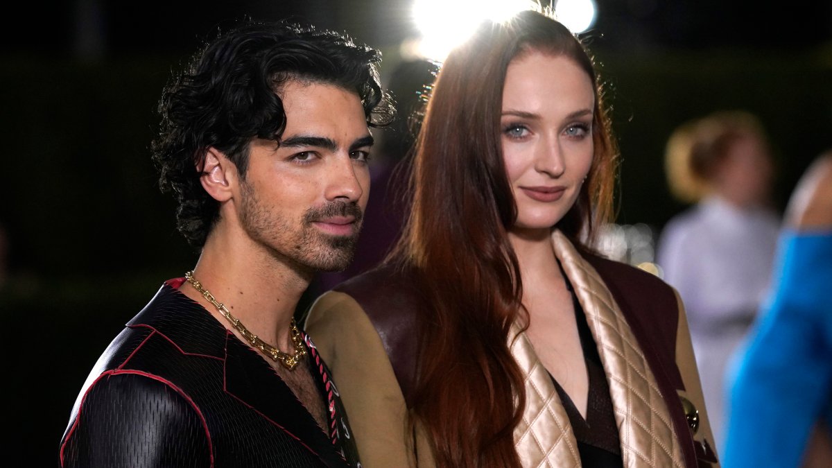 Joe Jonas files for divorce from Sophie Turner – NBC Connecticut - Vimarsana News