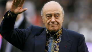 FILE – Fulham owner Mohamed Al Fayed waves to the crowd before the English Premier League soccer match against Tottenham Hotspur at Craven Cottage stadium, London, Nov. 15, 2008.