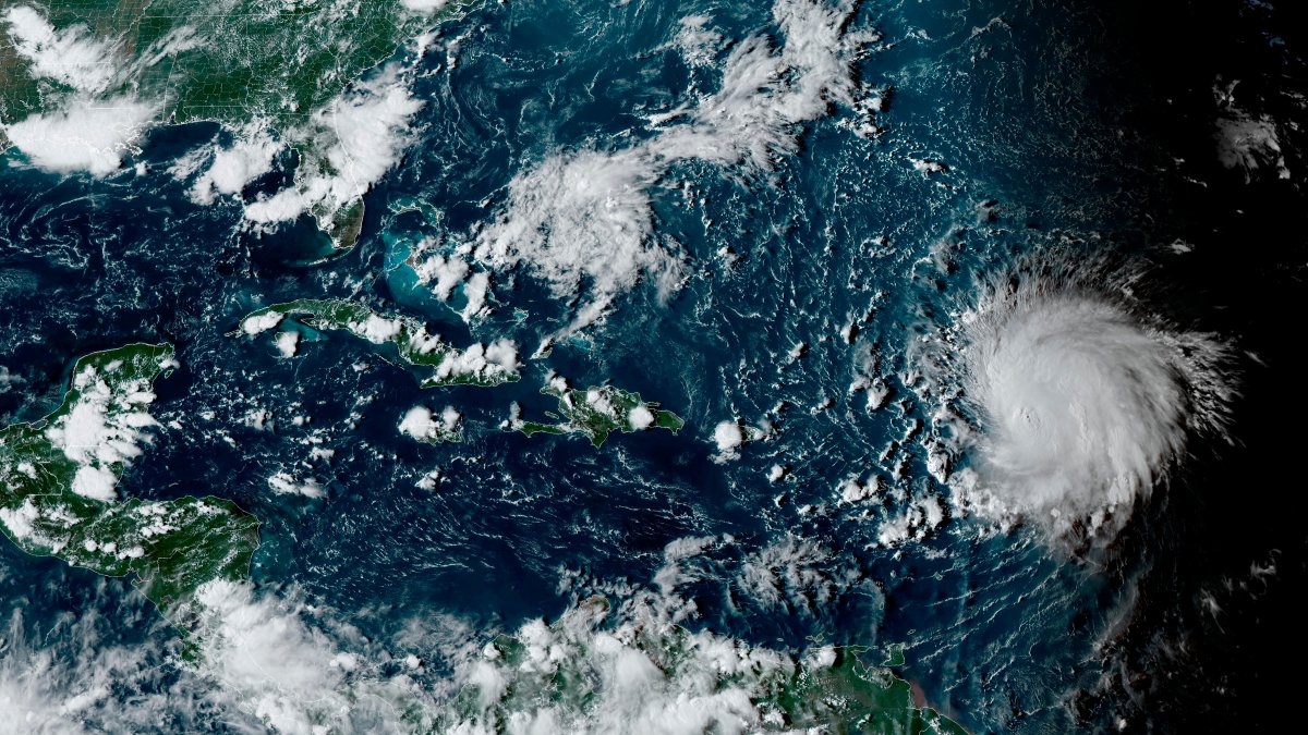 Hurricane Lee grew to have high winds as it traveled over Atlantic Ocean – NBC Connecticut - Vimarsana News
