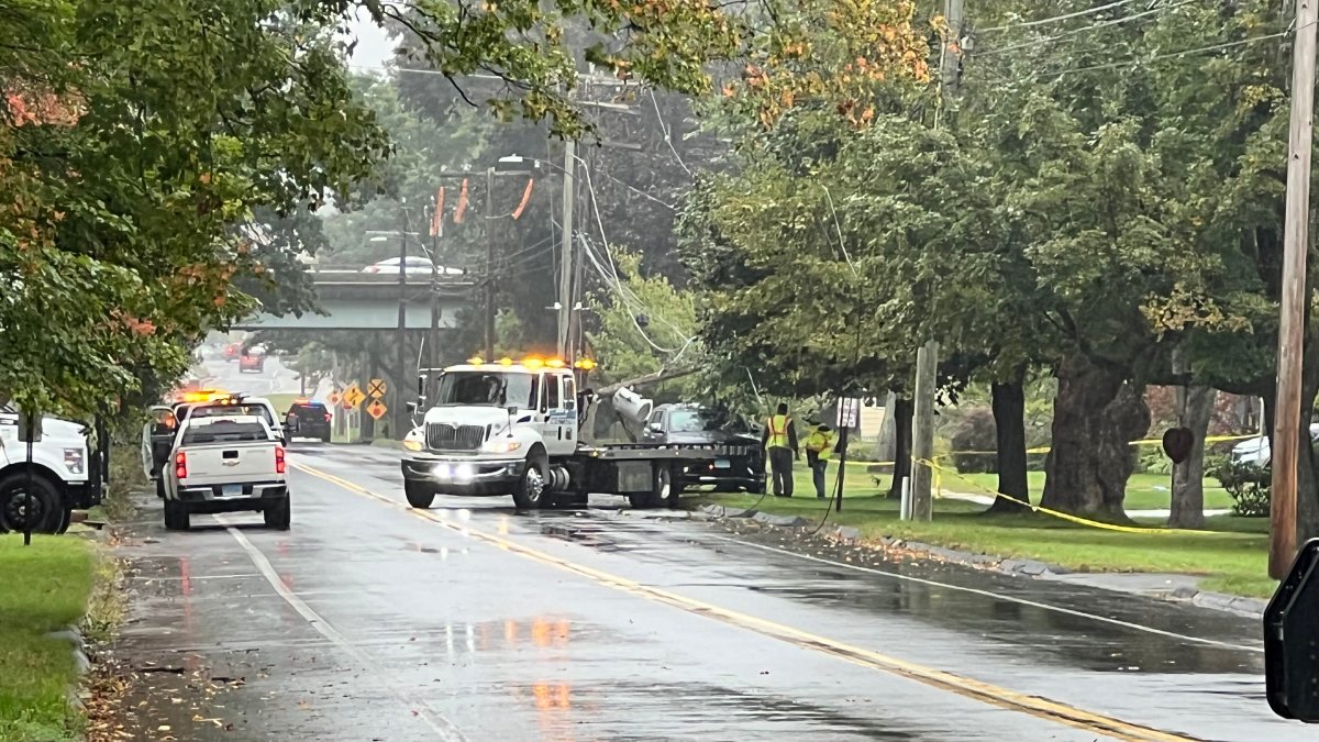 Power restored in Wethersfield after vehicle collides with pole – NBC ...