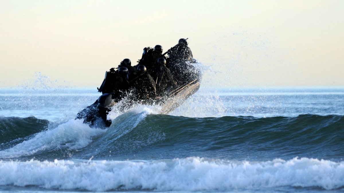 The Navy will start randomly testing SEALs for steroids – NBC Connecticut - Vimarsana News