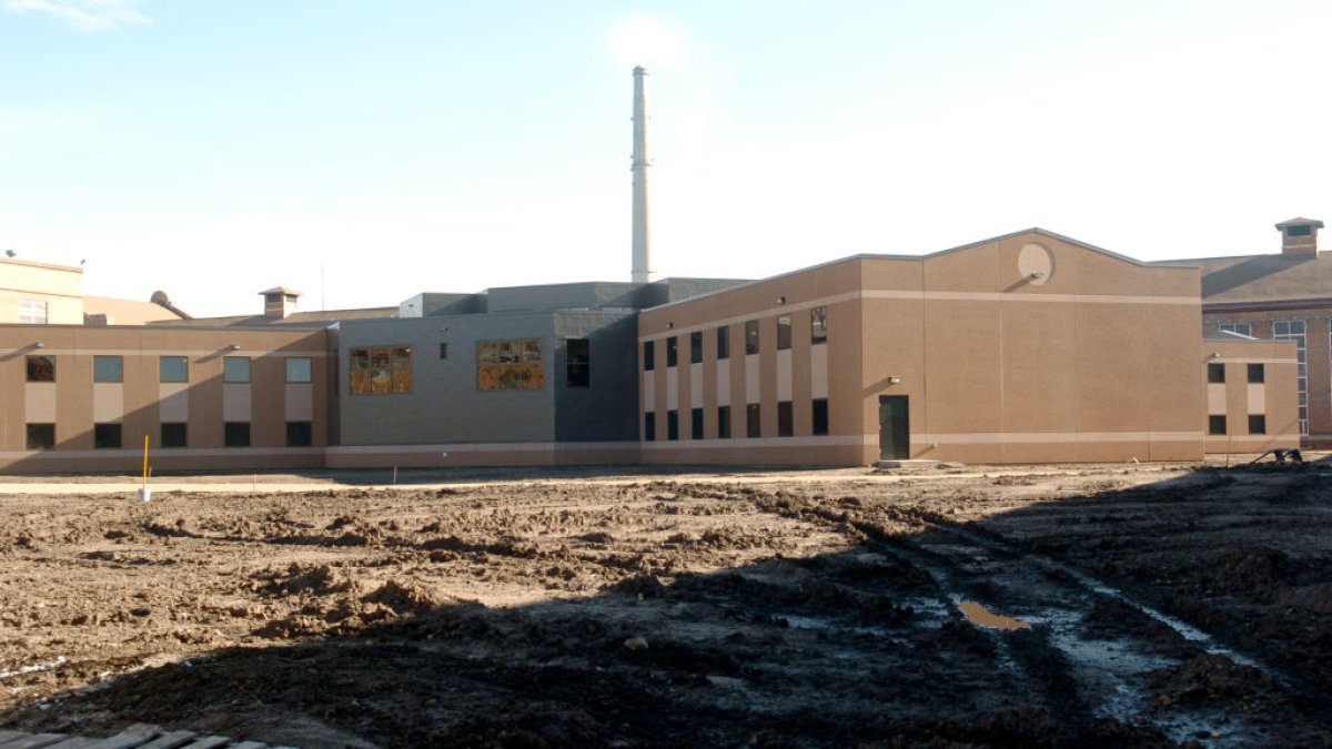 Minnesota's Stillwater prison reaches resolution with inmates who refused to return to cells due to heat wave – NBC Connecticut - Vimarsana News