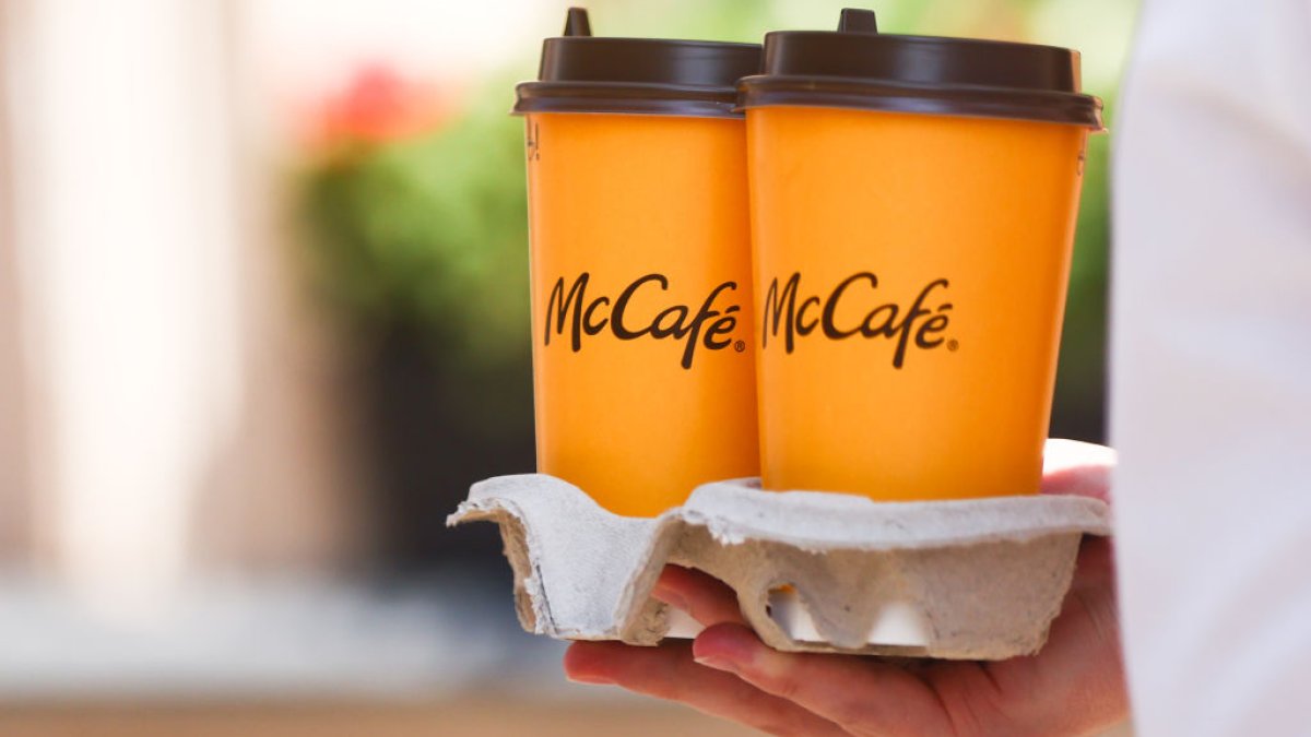 Woman sues McDonalds alleging 'severe burns' from spilled coffee – NBC Connecticut - Vimarsana News