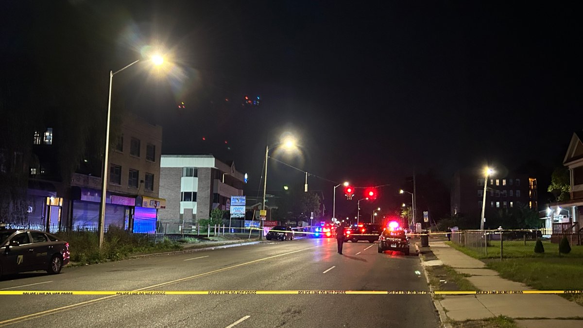 Man dead, 2 others injured after overnight shooting in Hartford – NBC ...
