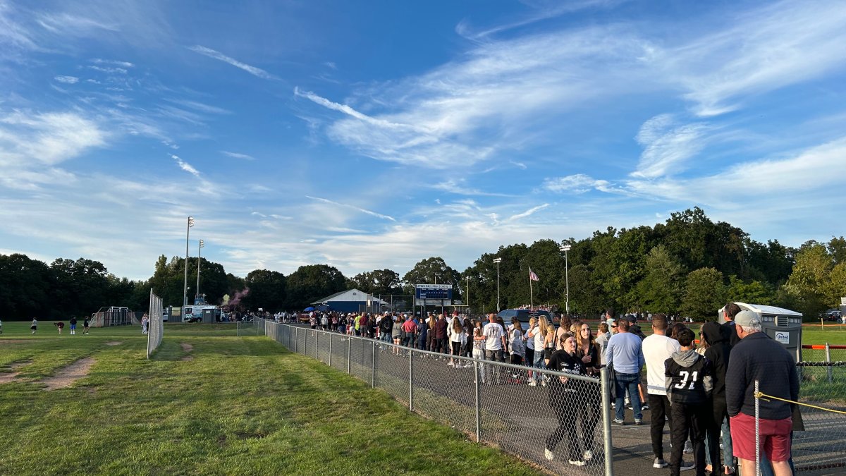North Haven football takes its first game back on the gridiron against a Sheehan team using a rival’s turf – NBC Connecticut