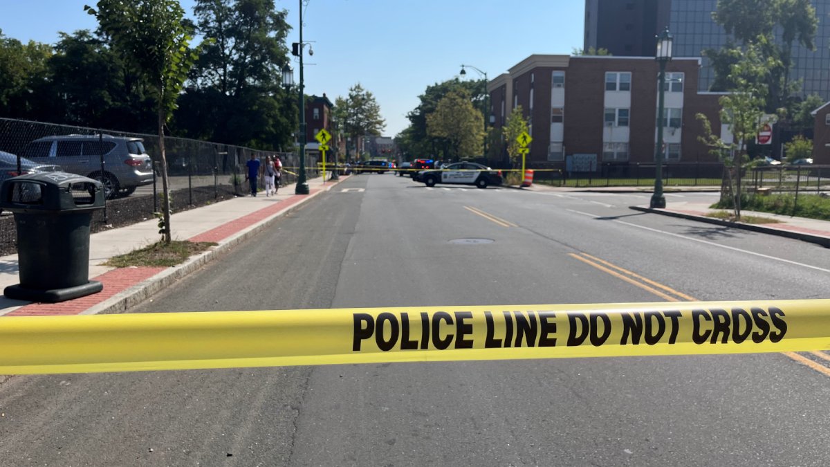 Man Injured In Drive By Shooting On Park Street In Hartford Nbc Connecticut