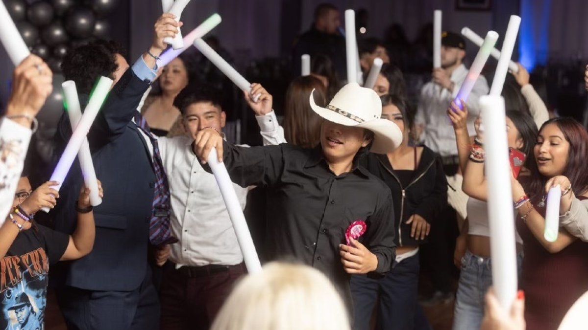 What is a Quinceañero? How Gen Z is reinventing the Latin American tradition – NBC Connecticut - Vimarsana News
