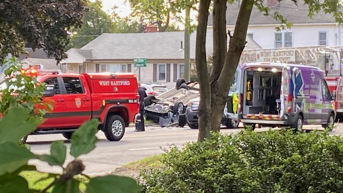New Britain Avenue reopens in West Hartford after crash – NBC Connecticut