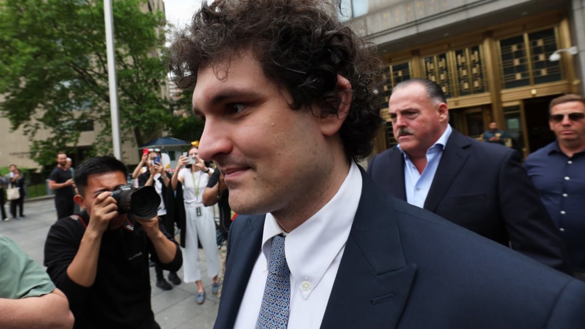Sam Bankman-Fried defense rests in criminal trial, closing arguments kick off Wednesday - Vimarsana News