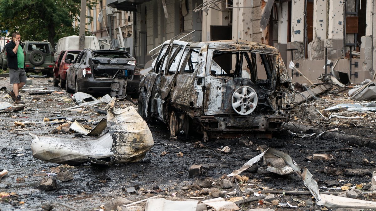 Ukraine war live updates: U.S. condemns 'horrifying' attack that killed 52 in Ukraine village; Russia lifts ban on diesel exports – NBC Connecticut - Vimarsana News