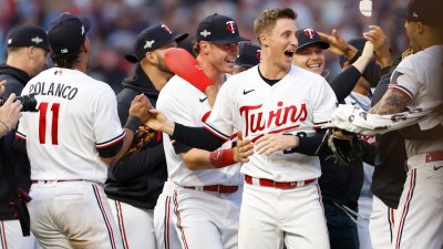 Minnesota Twins Advance Win Their First Series In 21 Years And To