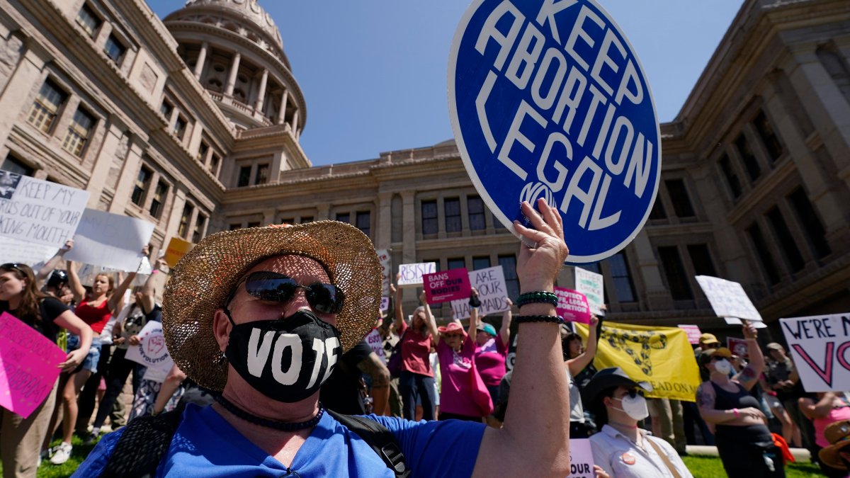 More Texas counties prevent use of roads to get an abortion – NBC Connecticut - Vimarsana News