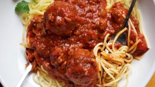 Spaghetti, Traditional Meat Sauce and Meatballs