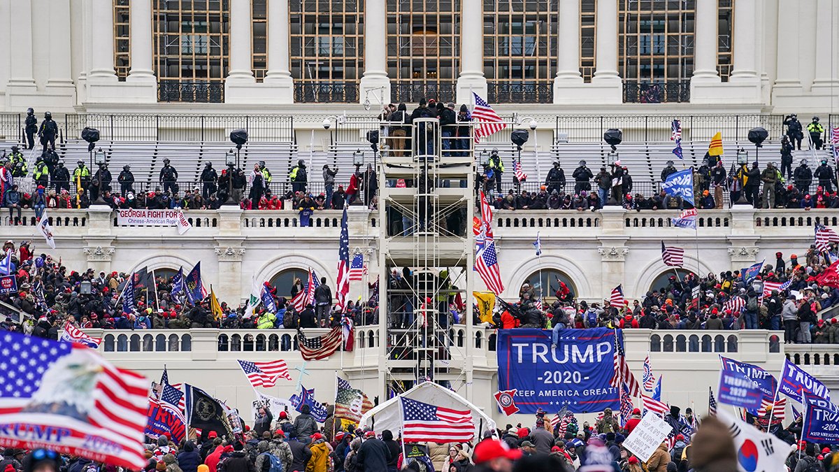 Kansas Proud Boy pleads guilty to obstruction charge in Jan. 6 attack on the Capitol – NBC Connecticut - Vimarsana News