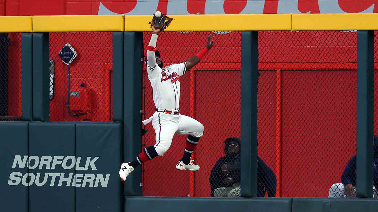 Michael Harris II, Austin Riley Combine For Game-ending Double Play In ...