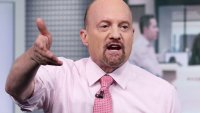 Cramer says to stick with good companies even when facing short-term losses