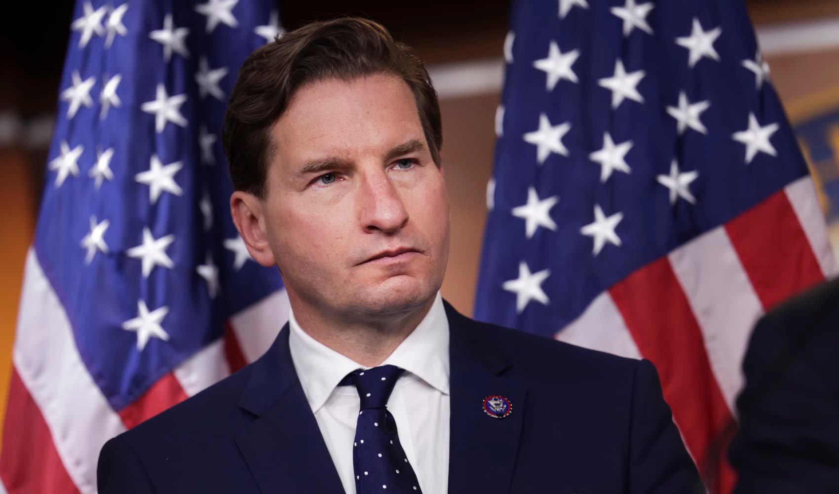 Democratic Rep. Dean Phillips won't run for reelection as he challenges Biden for president - Vimarsana News