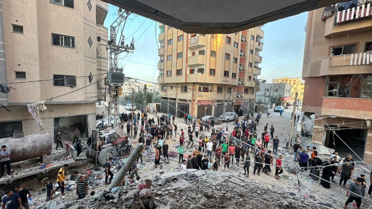 'No place that is safe in Gaza right now,' UN says; Israel deports thousands of Palestinian workers – NBC Connecticut - Vimarsana News