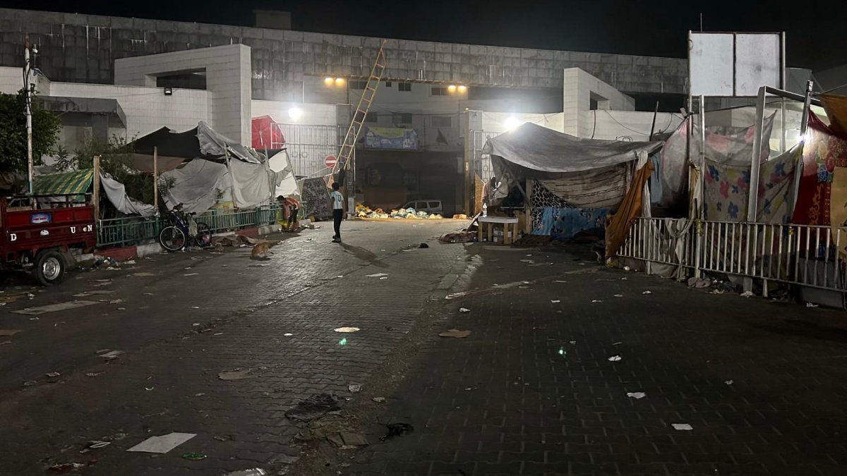 Israel-Hamas war live updates: 'Catastrophic' situation at Gaza hospital as attacks ramp up; Pro-Palestinian march due in London – NBC Connecticut - Vimarsana News
