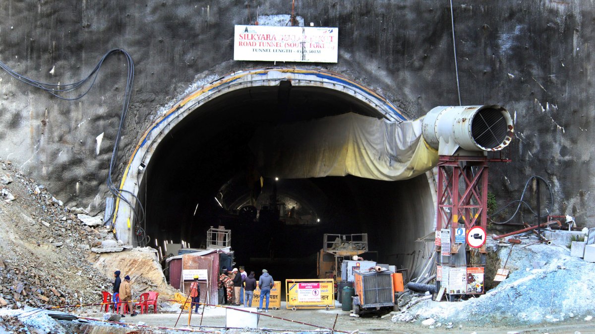New drill bores deeper into tunnel rubble in India to help workers – NBC Connecticut - Vimarsana News
