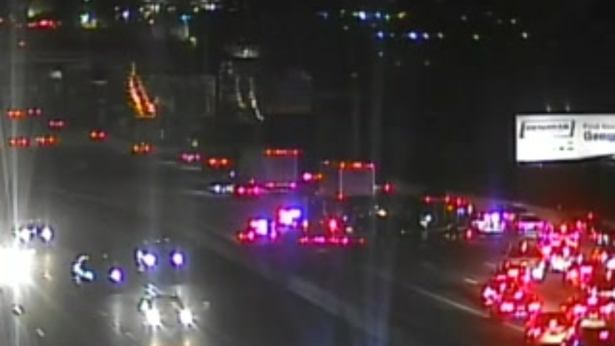 I-84 West is closed in East Hartford due to tractor-trailer crash - Vimarsana News