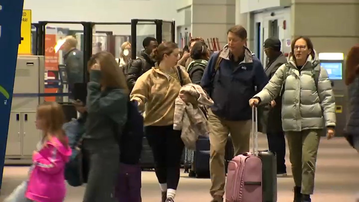 Bradley Airport travelers encounter a more streamlined security process - Vimarsana News