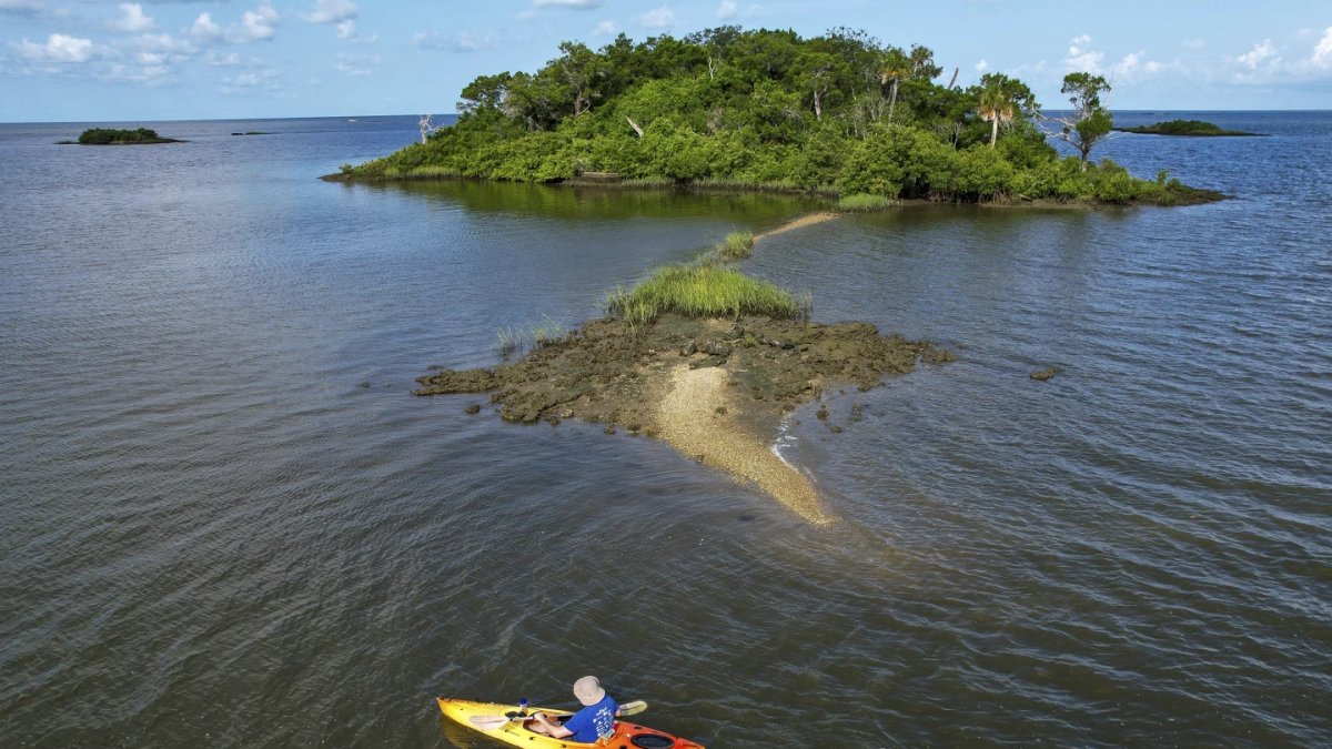 Florida man used COVID-19 relief aid to purchase Sweetheart Island – NBC Connecticut - Vimarsana News