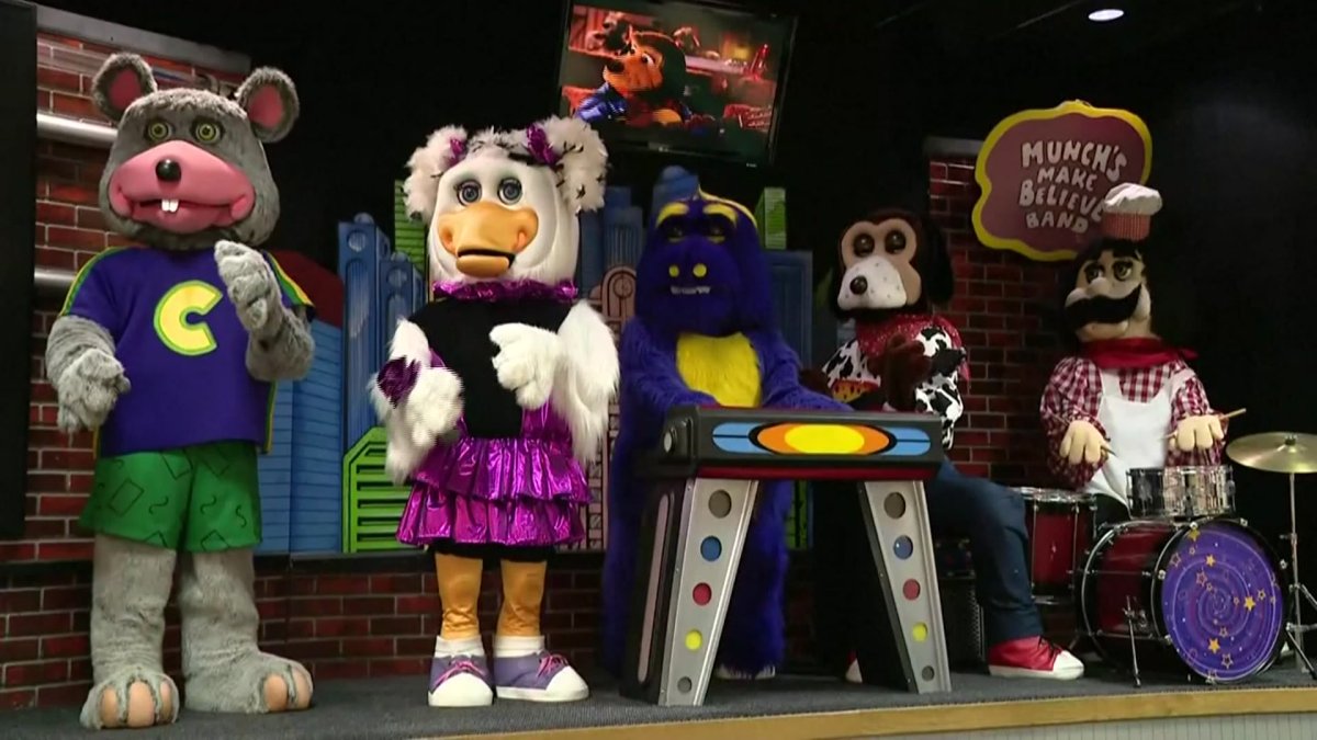 The show is over for Chuck E. Cheese's animatronic bands – NBC Connecticut - Vimarsana News