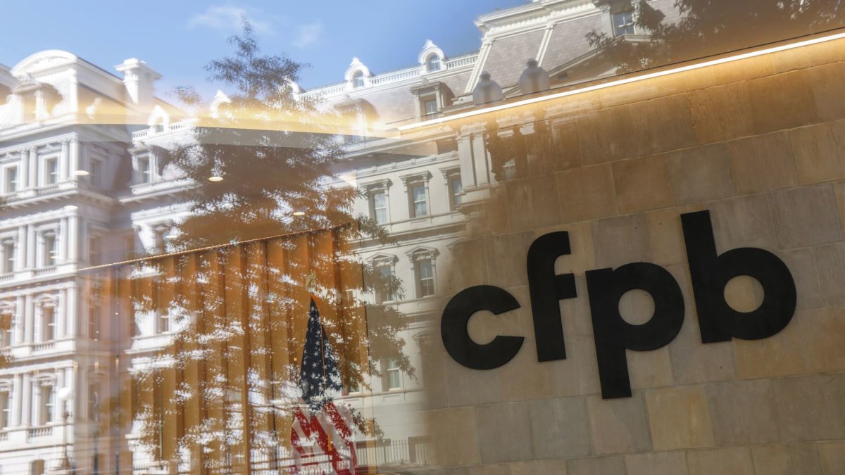 Billions are on the line for lenders as White House finalizes credit card late fee cap - Vimarsana News