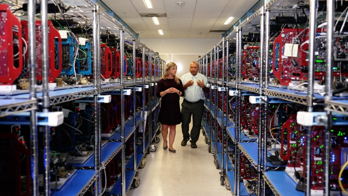 Inside Apple's chip lab, home to the most 'profound change' at the company in decades – NBC Connecticut - Vimarsana News
